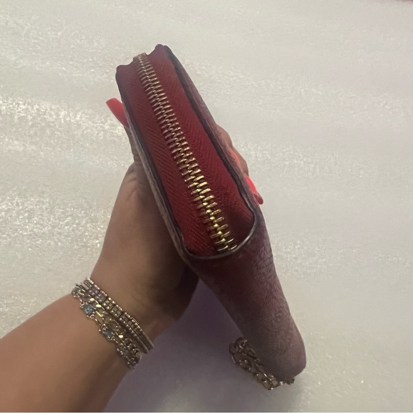 ♥️🌺♥️ Michael Kors large wallet (red wine color ) - Picture 15 of 17